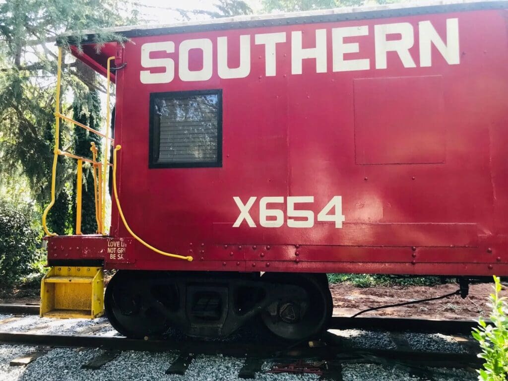 Side view of the MackRail Cabin Car.